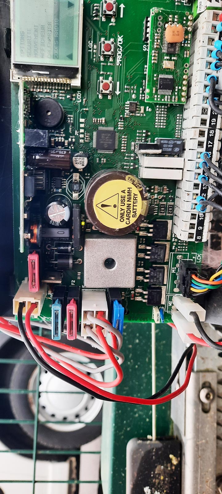 Carte électronique motorisation portail Cardin - Dépannage et installation automatisme par DHOME Automatisme