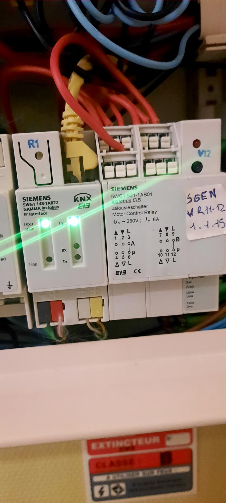 Installation domotique KNX Siemens avec interface IP et relais volets - DHOME Automatisme spécialiste domotique Cloyes-les-Trois-Rivières